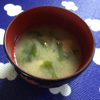 大根菜と豆腐のお味噌汁